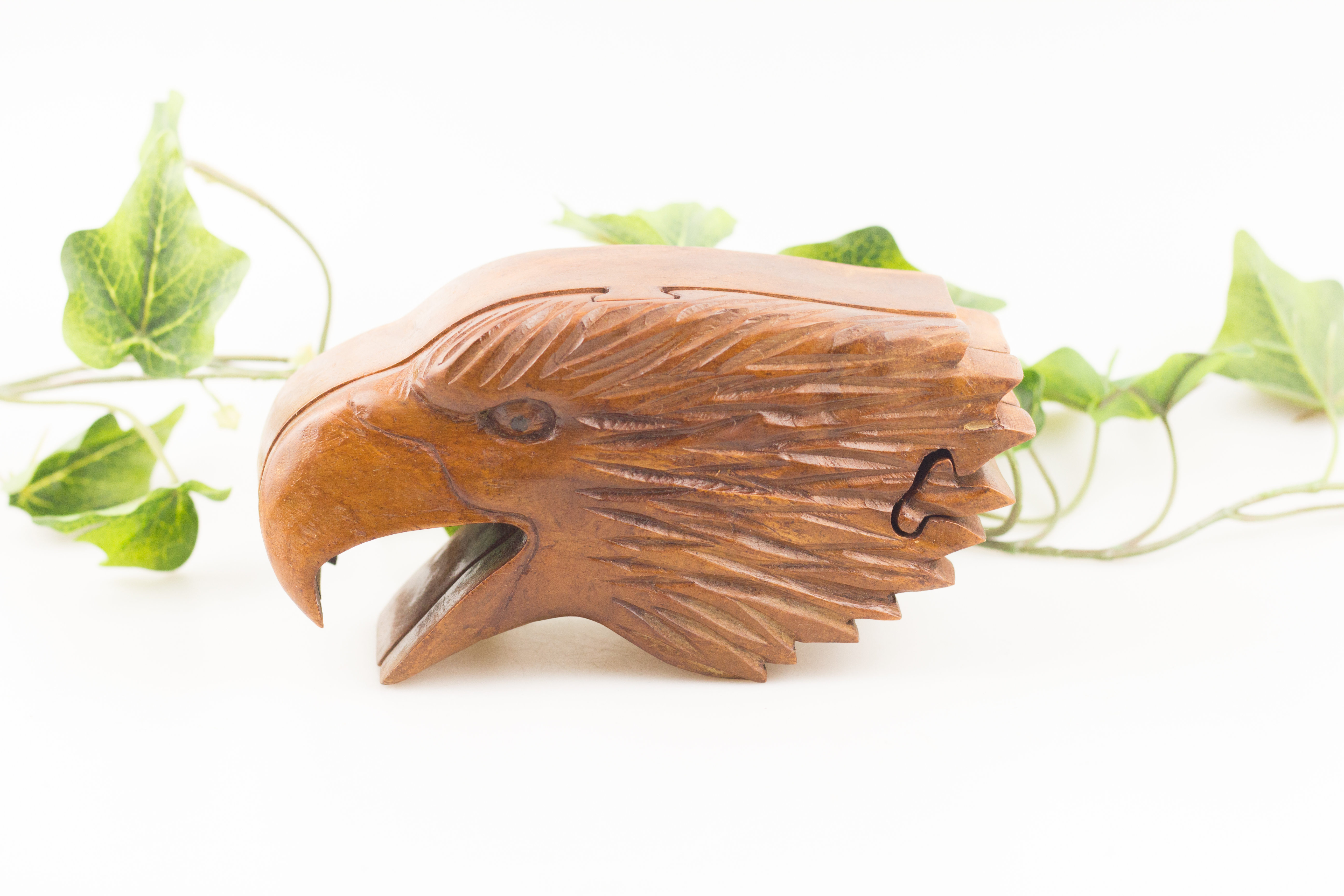 Geschenk-Holzkästchen - ARCAN - 17 cm - Adler Schmuckdose - Handarbeit aus Holz Geschenk-Holzkästchen - ARCAN - 17 cm - Adler Schmuckdose - Handarbeit aus Holz