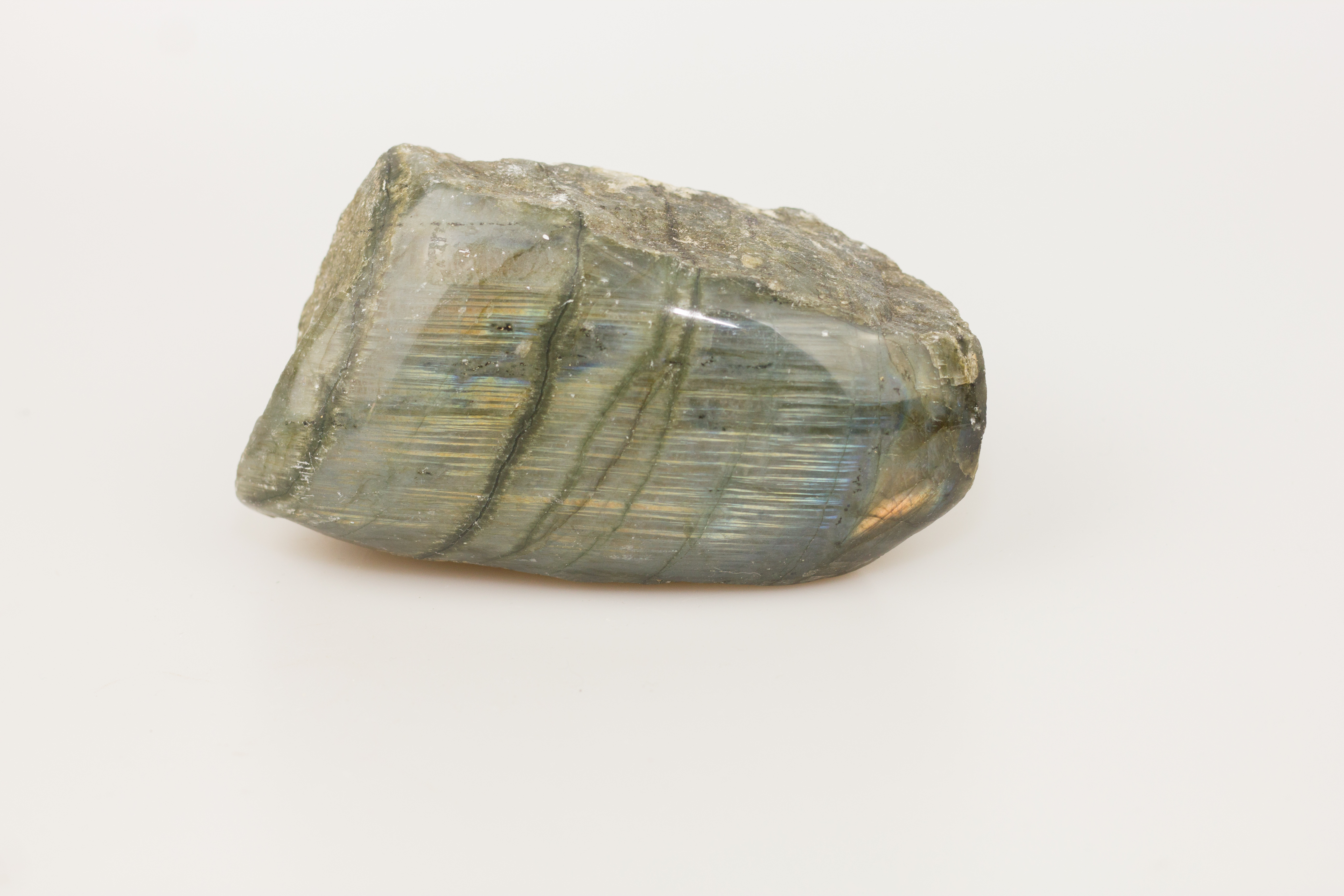 Halbpolierter Anschliff Labradorit groß (ca. 0,5 - 0,7 kg; ca. 8 - 15 cm)