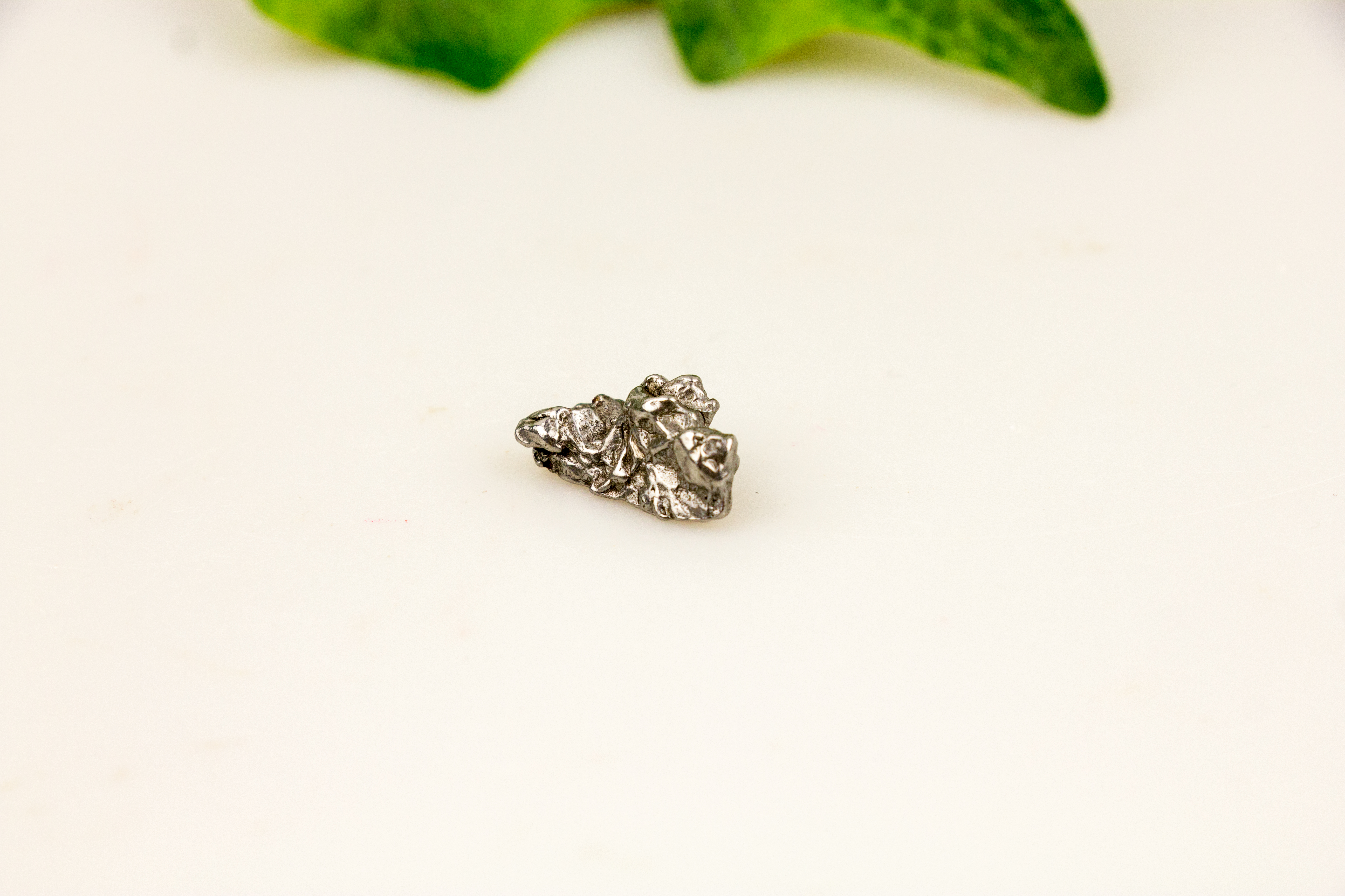 Meteorit mini, ca. 2 - 5 gramm, mit Zertifikatskarte