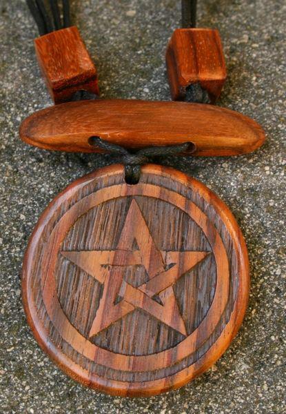 Holz Kette Schmuckanhänger - PENTAGRAM - Wunsch & Schutz Amulett - Drudenfuß Holz Kette Schmuckanhänger - PENTAGRAM - Wunsch & Schutz Amulett - Drudenfuß